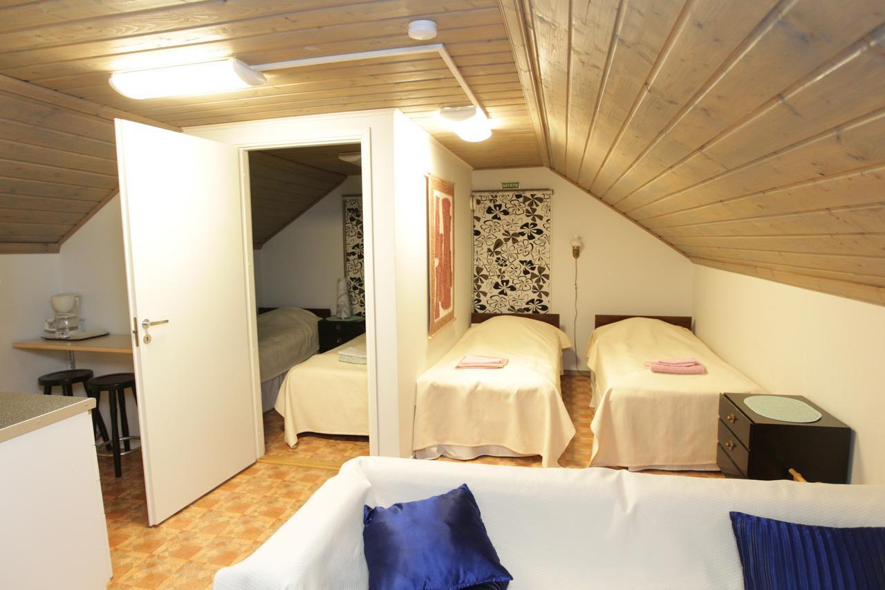 Hotel Urkin Piilopirtti Pinsio Room photo